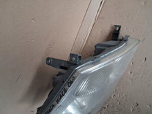 Laden Sie das Bild in den Galerie-Viewer, Frontscheinwerfer Toyota Hiace I Rechts Scheinwerfer Headlight SCH4549101873rq