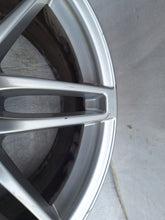 Load image into Gallery viewer, 1x Alufelge 19 Zoll 8.5&quot; 5x112 45ET Glanz Graphit 4G0601025S Audi A6 C7