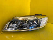 Load image into Gallery viewer, Frontscheinwerfer Audi Q7 4L0941029M Xenon Links Scheinwerfer Headlight