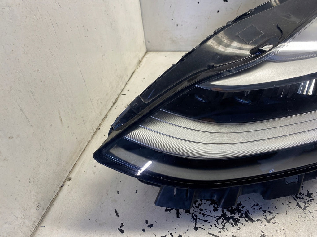 Frontscheinwerfer Tesla 3 1077375-40-B Links Scheinwerfer Headlight