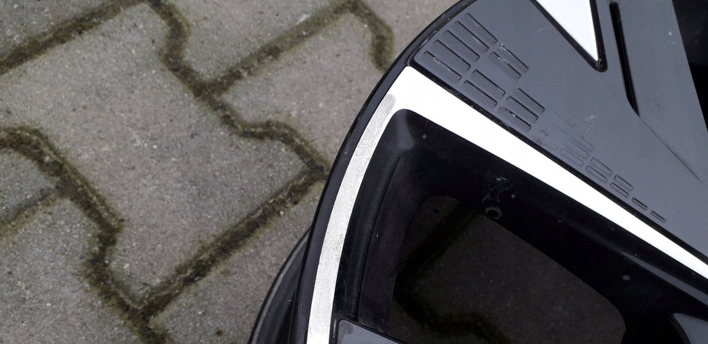 1x Alufelge 17 Zoll 7.0" 4x108 32ET Glanz Schwarz 93484567 Opel Corsa F