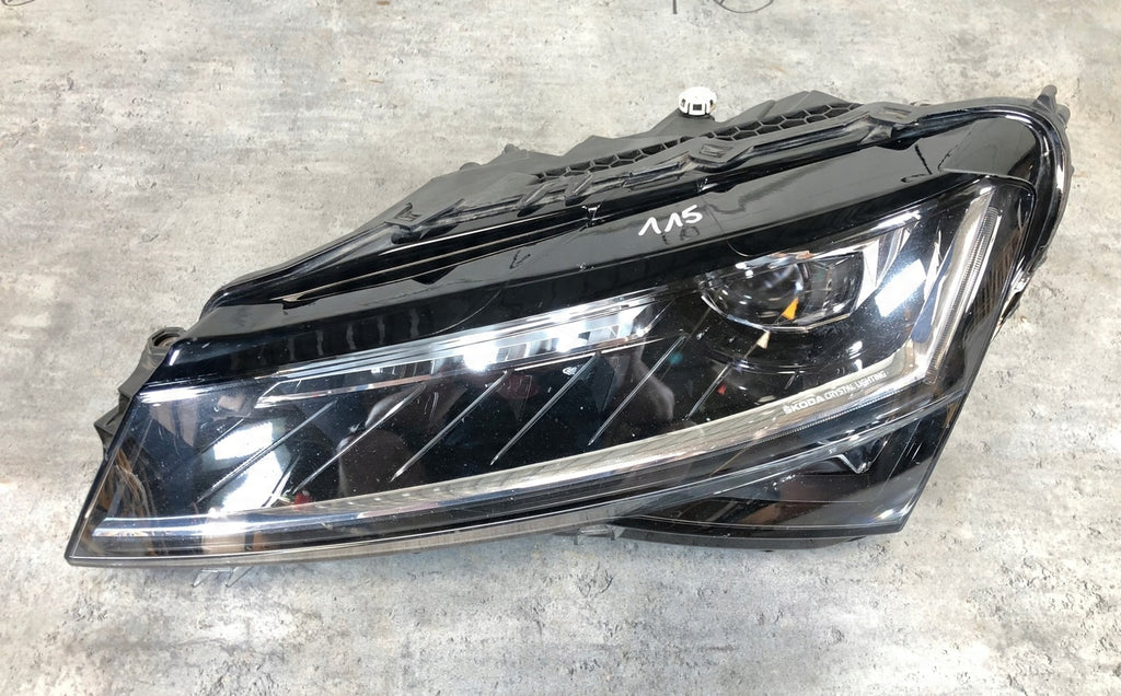 Frontscheinwerfer Skoda Superb III 3V1941015D Full LED Links Headlight
