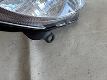 Laden Sie das Bild in den Galerie-Viewer, Frontscheinwerfer Skoda Fabia II 247832-00R Rechts Scheinwerfer Headlight