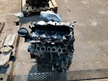 Laden Sie das Bild in den Galerie-Viewer, Motor BMW Mini B37C15 1.5 Diesel Engine Unkomplett