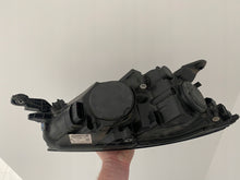 Load image into Gallery viewer, Frontscheinwerfer Skoda Fabia III 6V1941015D Links Scheinwerfer Headlight