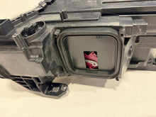 Laden Sie das Bild in den Galerie-Viewer, Frontscheinwerfer Mercedes-Benz W246 A2468207161 Links Scheinwerfer Headlight SCH8372375038tg