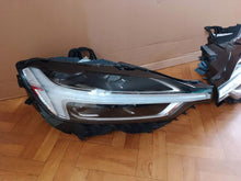 Laden Sie das Bild in den Galerie-Viewer, Frontscheinwerfer Volvo Xc60 II Ein Satz Scheinwerfer Headlight