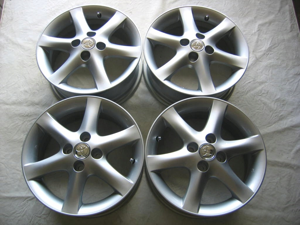 1x Alufelge 15 Zoll 6.0" 4x100 45ET Glanz Silber HL16936A Toyota Corolla