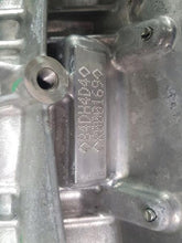 Laden Sie das Bild in den Galerie-Viewer, Motor Dacia Renault B4DH4D4 1.0 Benzin Engine Unkomplett