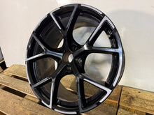 Laden Sie das Bild in den Galerie-Viewer, 1x Alufelge 19 Zoll 9.0" 5x112 8Y0601025CB Audi Rim Wheel FEL4955930112hd