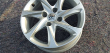 Load image into Gallery viewer, 1x Alufelge 15 Zoll 6.0" 4x100 23ET Glanz Silber 9673773577 Peugeot 208 FEL3616084752xs