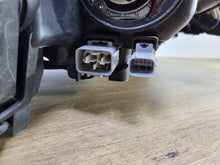 Laden Sie das Bild in den Galerie-Viewer, Frontscheinwerfer Mitsubishi Outlander ECM921-21C10 Links Scheinwerfer Headlight SCH6163718746ms