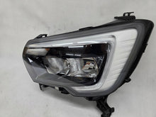 Laden Sie das Bild in den Galerie-Viewer, Frontscheinwerfer Renault Master III 260607867R Links Scheinwerfer Headlight SCH7717278599yp