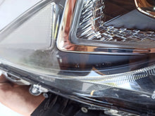 Load image into Gallery viewer, Frontscheinwerfer Toyota RAV-4 Full LED Rechts Scheinwerfer Headlight SCH8993424801xv