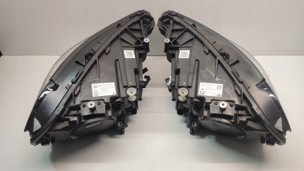 Frontscheinwerfer Mercedes-Benz Cla A1189068300 LED Rechts oder Links