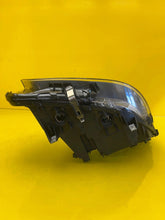 Laden Sie das Bild in den Galerie-Viewer, Frontscheinwerfer BMW 5 F07 7199614-22 7271907-09 Xenon Rechts oder Links SCH2331081864zd