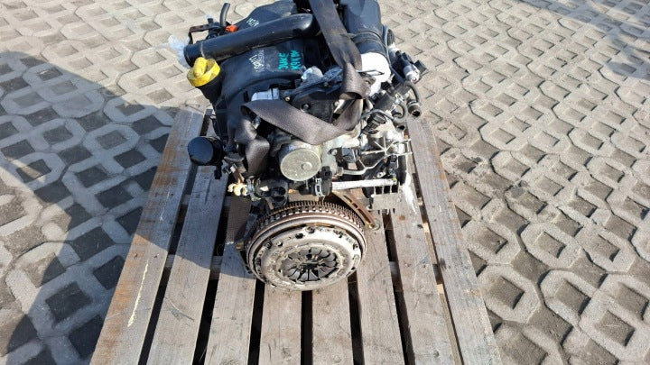 Motor Nissan Juke F15 K9KB410 1.5 DCI 110PS 81kW 167TKm 2012 Diesel Komplett MOT2888524328zb