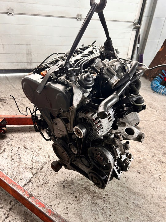 Motor Audi C6 A4 B8 CAG 2.0 TDI 242TKm Diesel Engine Komplett MOT1431007570pu