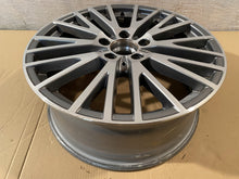 Laden Sie das Bild in den Galerie-Viewer, 1x Alufelge 18 Zoll 7.5&quot; 5x112 49ET A1774010600 Mercedes-Benz W177 Rim Wheel