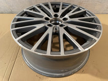 Laden Sie das Bild in den Galerie-Viewer, 1x Alufelge 18 Zoll 7.5" 5x112 49ET A1774010600 Mercedes-Benz W177 Rim Wheel FEL7300248052kf
