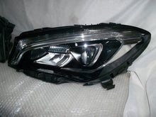 Load image into Gallery viewer, Frontscheinwerfer Mercedes-Benz Cla A1178206961 LED Rechts oder Links SCH3145167392kx