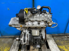 Laden Sie das Bild in den Galerie-Viewer, Motor Skoda VW Fabia III Golf VII CHZ 1.0 TSI 73TKm Engine Komplett MOT9110619978wr