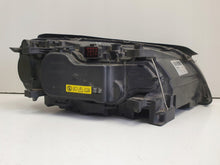 Laden Sie das Bild in den Galerie-Viewer, Frontscheinwerfer Volvo V70 III Xc70 S80 I 31353532 Xenon Links Headlight SCH6395765386mu