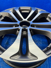 Load image into Gallery viewer, 1x Alufelge 17 Zoll 6.5&quot; 5x112 38ET A2534010600 Mercedes-Benz Glc Rim Wheel