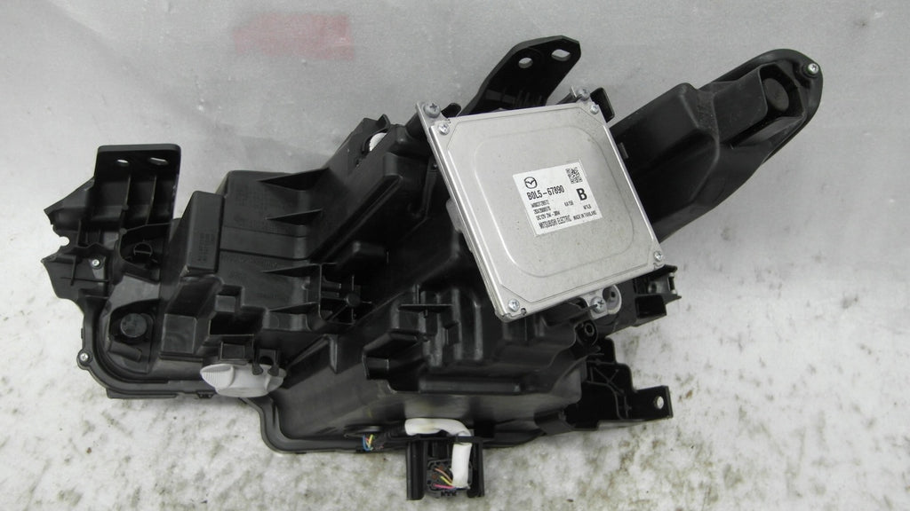 Frontscheinwerfer Mazda 3 Bp BCJH-51030 Rechts Scheinwerfer Headlight SCH2522612874wi