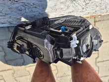 Laden Sie das Bild in den Galerie-Viewer, Frontscheinwerfer Mercedes-Benz Cla A11890613011 Links Scheinwerfer Headlight SCH1618019424md