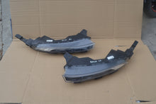 Load image into Gallery viewer, Frontscheinwerfer Hyundai Bayon 92207Q0600 92208Q0600 Full LED Rechts oder Links