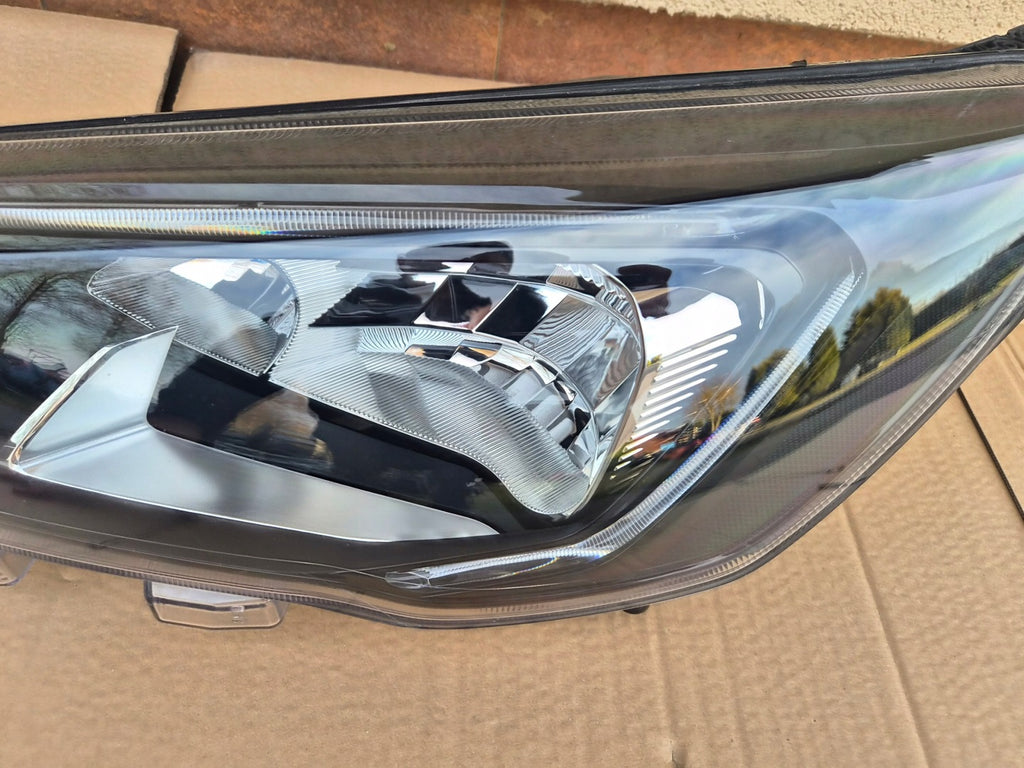 Frontscheinwerfer Ford Focus MX7B-13E015-CC Links Scheinwerfer Headlight SCH4189926541eo
