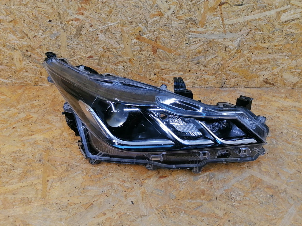 Frontscheinwerfer Toyota Corolla 81110-02T31 LED Rechts Scheinwerfer Headlight SCH8239890783bw