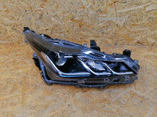 Load image into Gallery viewer, Frontscheinwerfer Toyota Corolla 81110-02T31 LED Rechts Scheinwerfer Headlight SCH8239890783bw