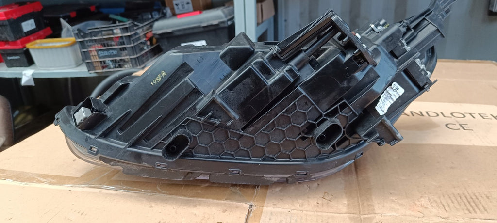 Frontscheinwerfer Hyundai I30 III 92102-G4120 Full LED FALSE Headlight SCH5530308051do