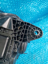 Laden Sie das Bild in den Galerie-Viewer, Frontscheinwerfer Skoda Fabia 6V1941015D Links Scheinwerfer Headlight