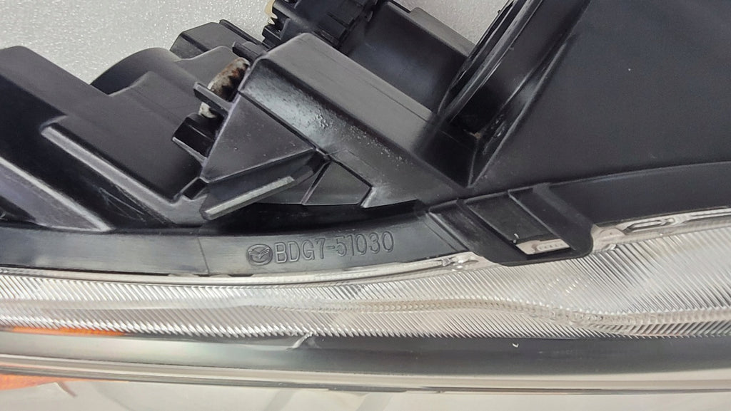 Frontscheinwerfer Mazda 3 BDG7-51030 Rechts Scheinwerfer Headlight