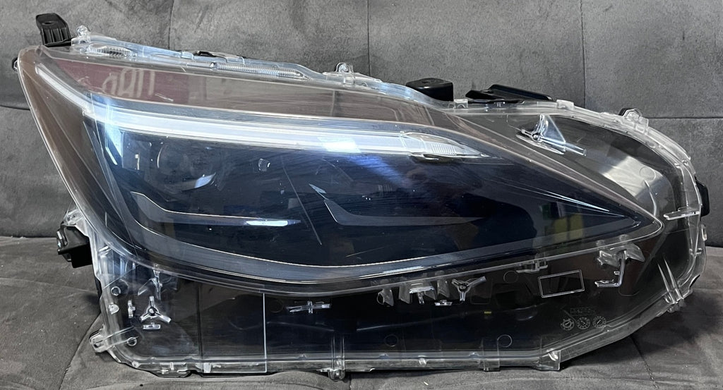 Frontscheinwerfer Toyota Yaris Cross 81110-0D312 Full LED Rechts Headlight SCH9340258874ne