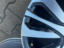 Load image into Gallery viewer, 1x Alufelge 18 Zoll 7.0" 5x114.3 403001989R Renault Captur I Espace Kadjar FEL9606897211tp