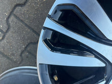 Load image into Gallery viewer, 1x Alufelge 18 Zoll 7.0" 5x114.3 403001989R Renault Captur I Espace Kadjar FEL9606897211tp