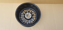 Laden Sie das Bild in den Galerie-Viewer, 1x Alufelge 19 Zoll 8.5" 5x112 40ET Audi Rim Wheel FEL1933611121dw