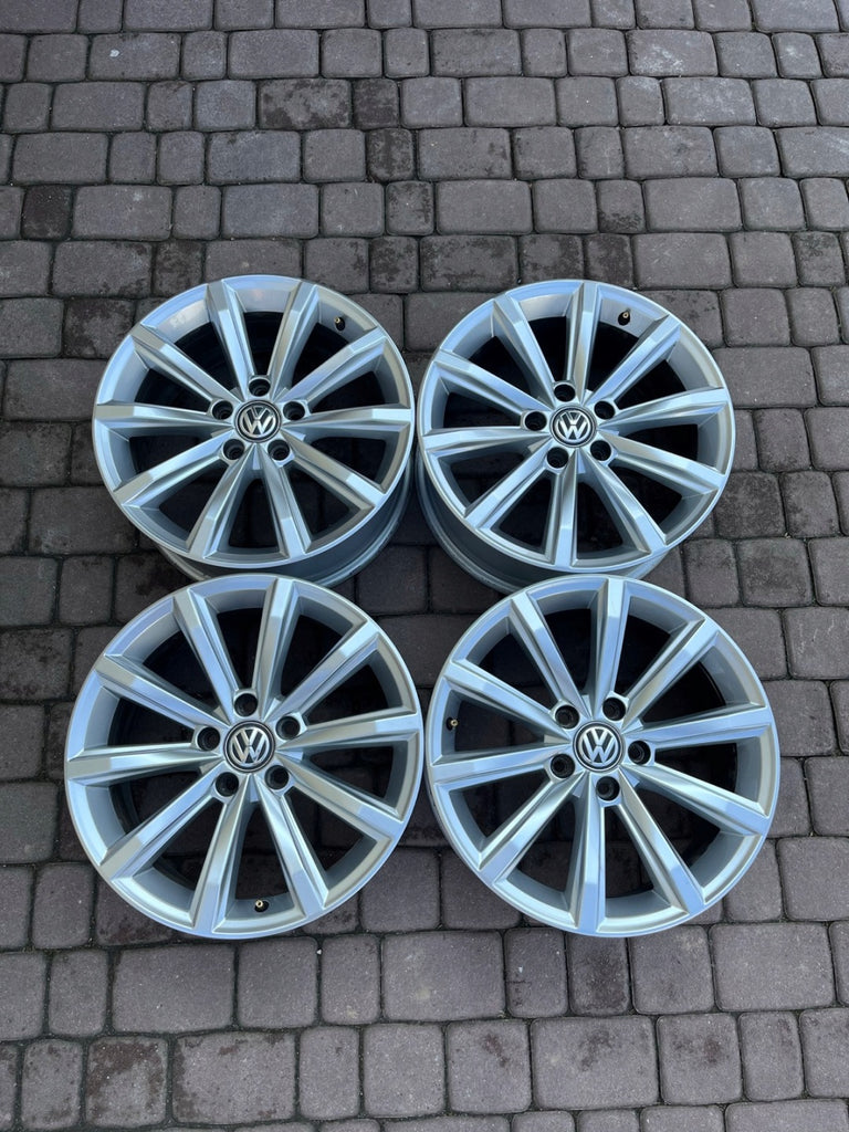 4x Alufelge 17 Zoll 7.0" 5x112 40ET 3G0601025BP VW Passat B8 Beetle Touran FEL4896307476xa