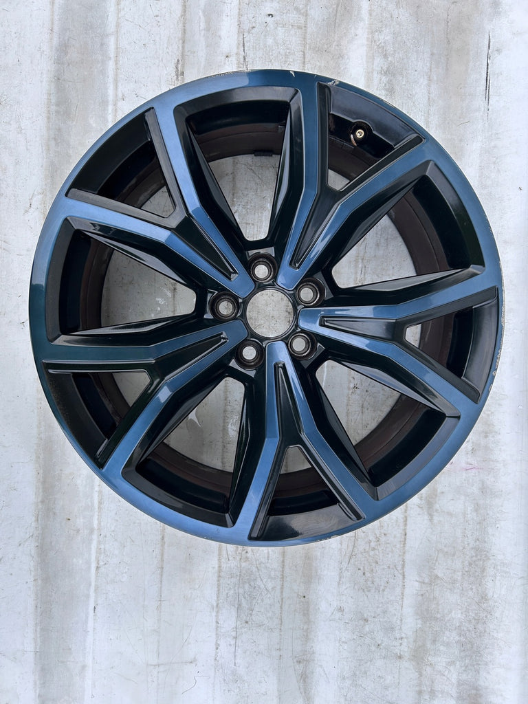 1x Alufelge 18 Zoll 7.0" 5x112 39ET Glanz 2GM601025Q VW T-Cross Rim Wheel