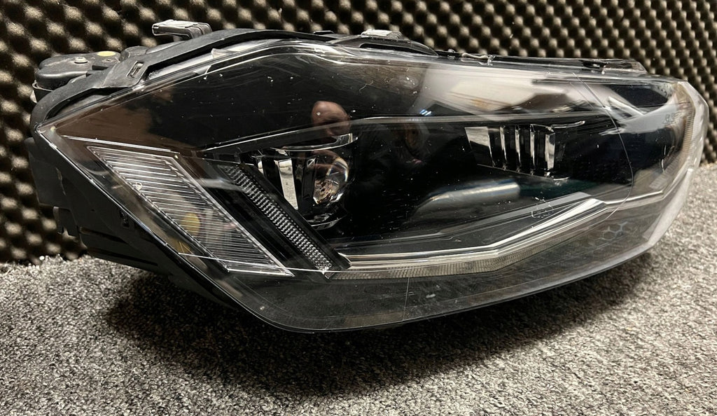 Frontscheinwerfer VW Polo 2G1941036F Rechts Scheinwerfer Headlight SCH9836692282tl