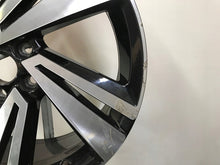 Laden Sie das Bild in den Galerie-Viewer, 1x Alufelge 18 Zoll 7.0" 5x100 39ET Glanz Schwarz 2GM601025H VW Rim Wheel FEL4619446241sz