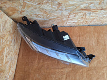 Laden Sie das Bild in den Galerie-Viewer, Frontscheinwerfer Mitsubishi Asx 8301D482 LED Rechts Scheinwerfer Headlight