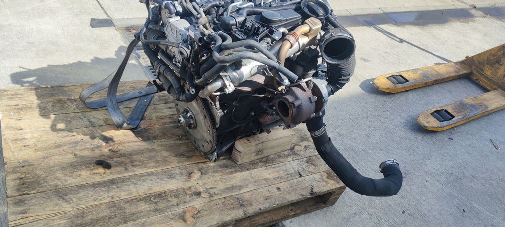 Motor Audi B8 CAGA 2.0 TDI 143PS 105kW 2013 Diesel Engine Komplett