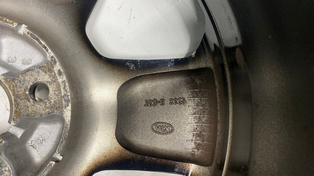 1x Alufelge 17 Zoll 6.5" 4x100 43ET Glanz 52910-1W400 Kia Rio Iv Rim Wheel