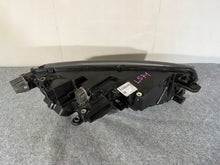 Laden Sie das Bild in den Galerie-Viewer, Frontscheinwerfer Skoda Octavia IV 5E4941015A Links Scheinwerfer Headlight SCH1604040437do