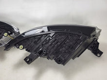 Laden Sie das Bild in den Galerie-Viewer, Frontscheinwerfer VW Transporter 7T1941082C 7T1941081 Full LED Rechts oder Links SCH7657766697cg